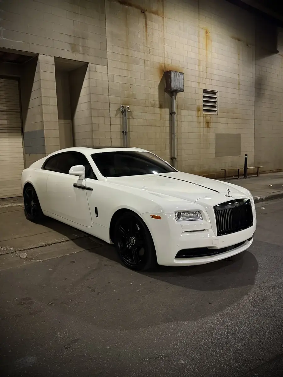 Valenci Supercars 2021 Rolls-Royce Wraith rental Chicago
